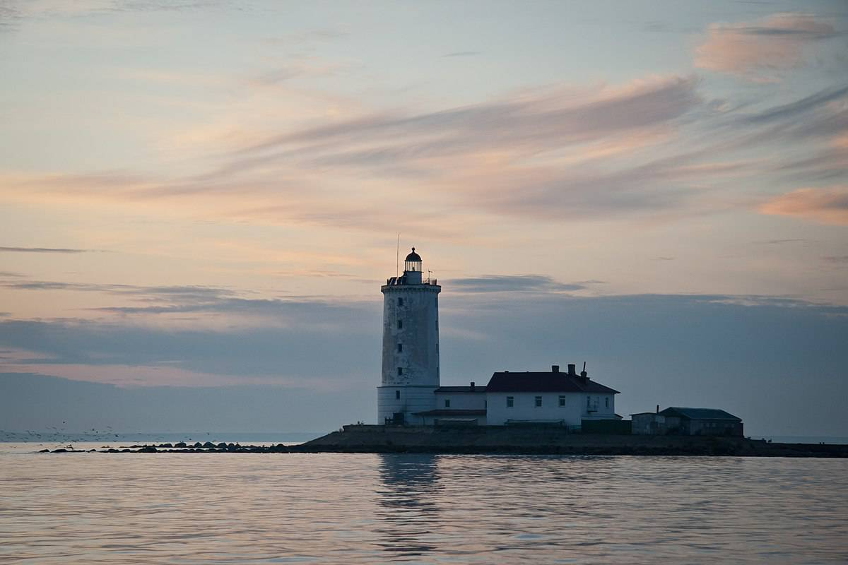 Толбухин маяк. Источник фото: Wikimedia