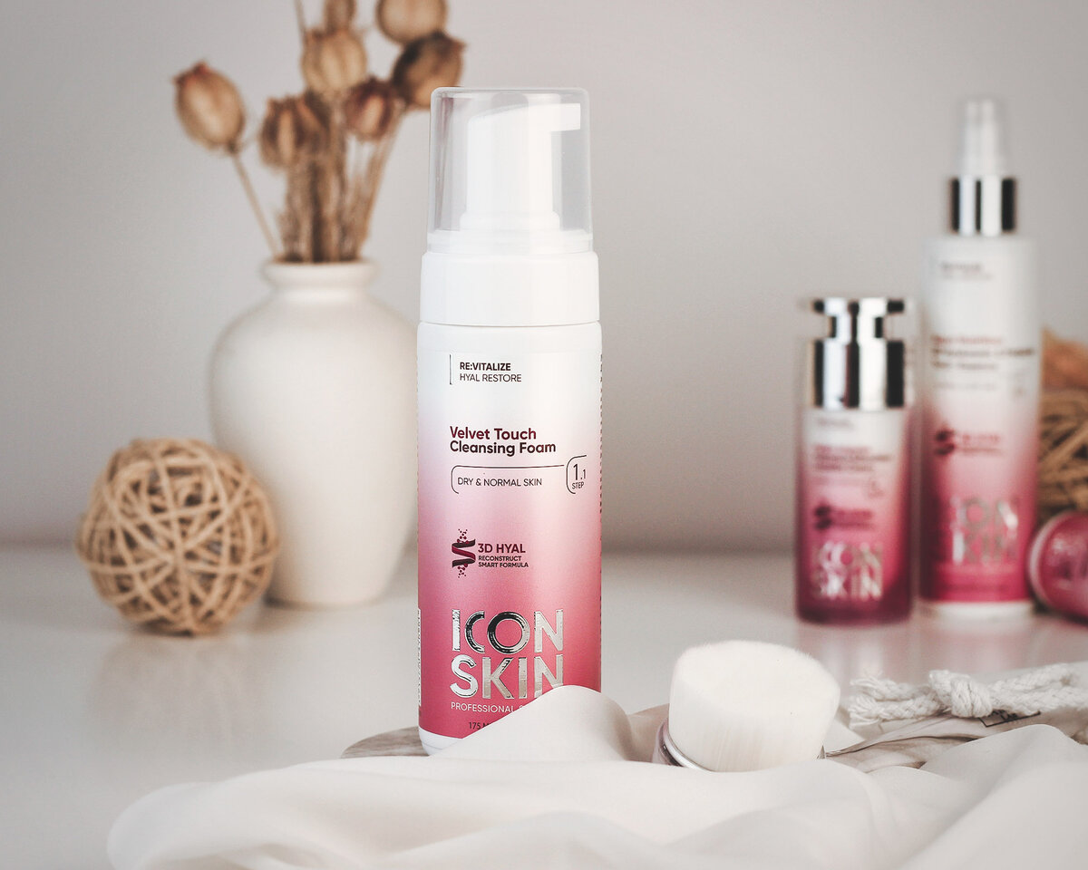 Пенка для умывания Velvet Touch, 399 руб. за 175 мл