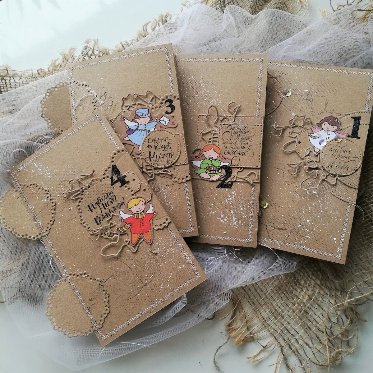 Листайте фото вправо