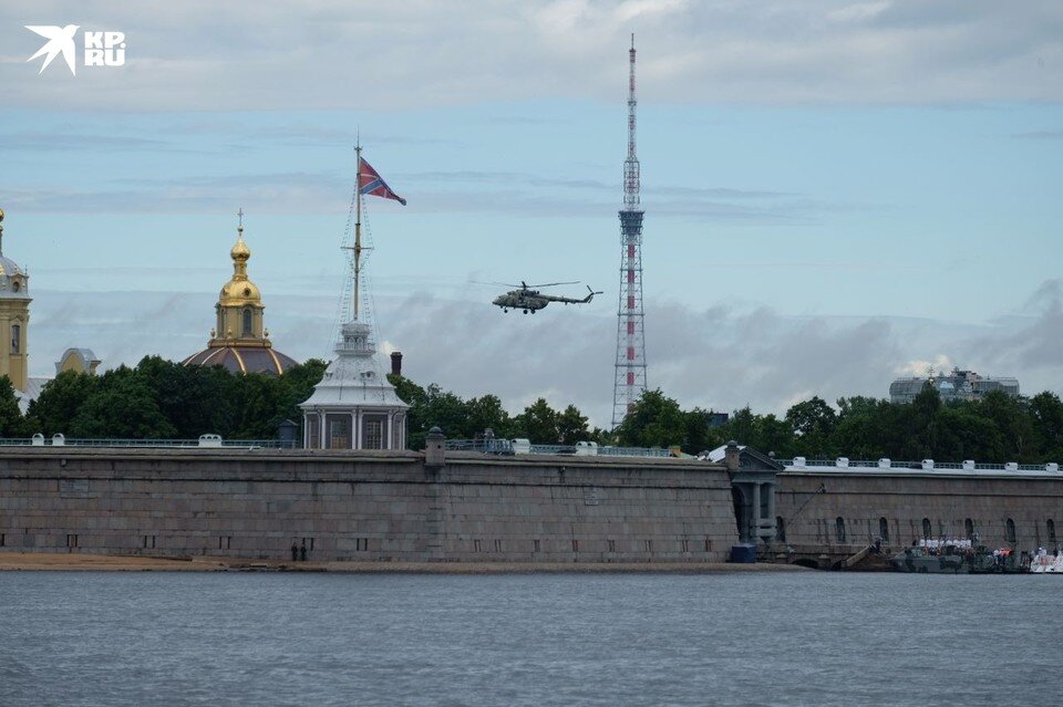     Вертолет с президентом Артем КИЛЬКИН