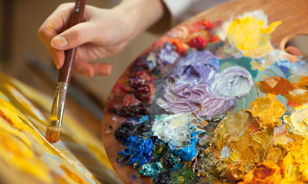    Ямальский психолог Мажурина в прямом эфире научит северян снимать стресс рисованием