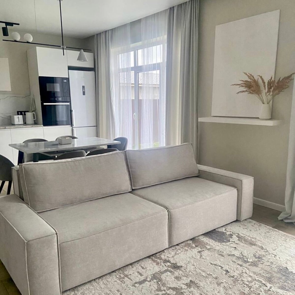 Ширина 240 см⁣⁣⠀ Спальное место 200*160 см⁣⁣⠀
Ткань Enjoy 18⁣⁣⠀