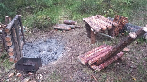 поход две ночи в лесу | сделали стол и кресло | лил дождь