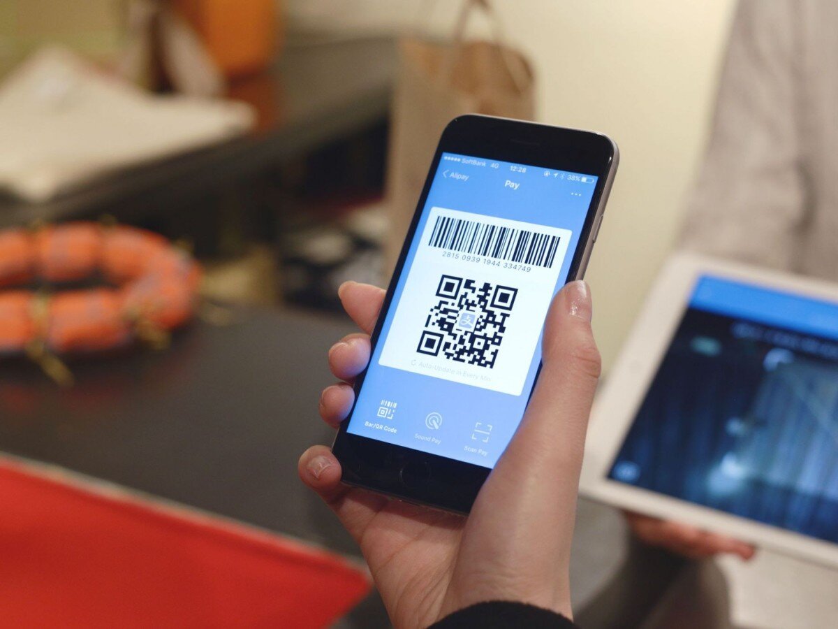   Новая система платежей с помощью QR-кода станет обязательной для всех банков