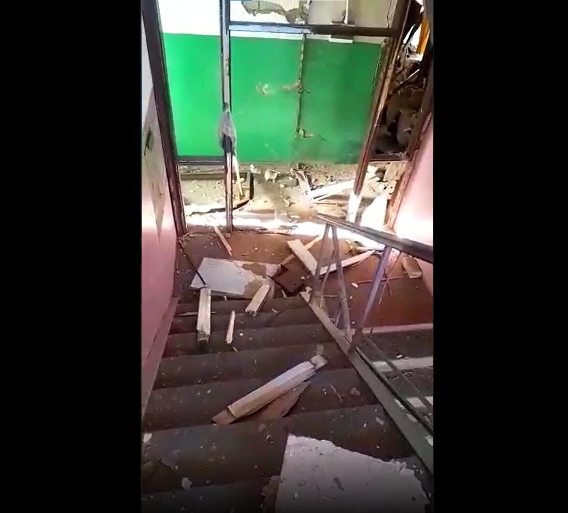 Взорвался газлифт в кресле