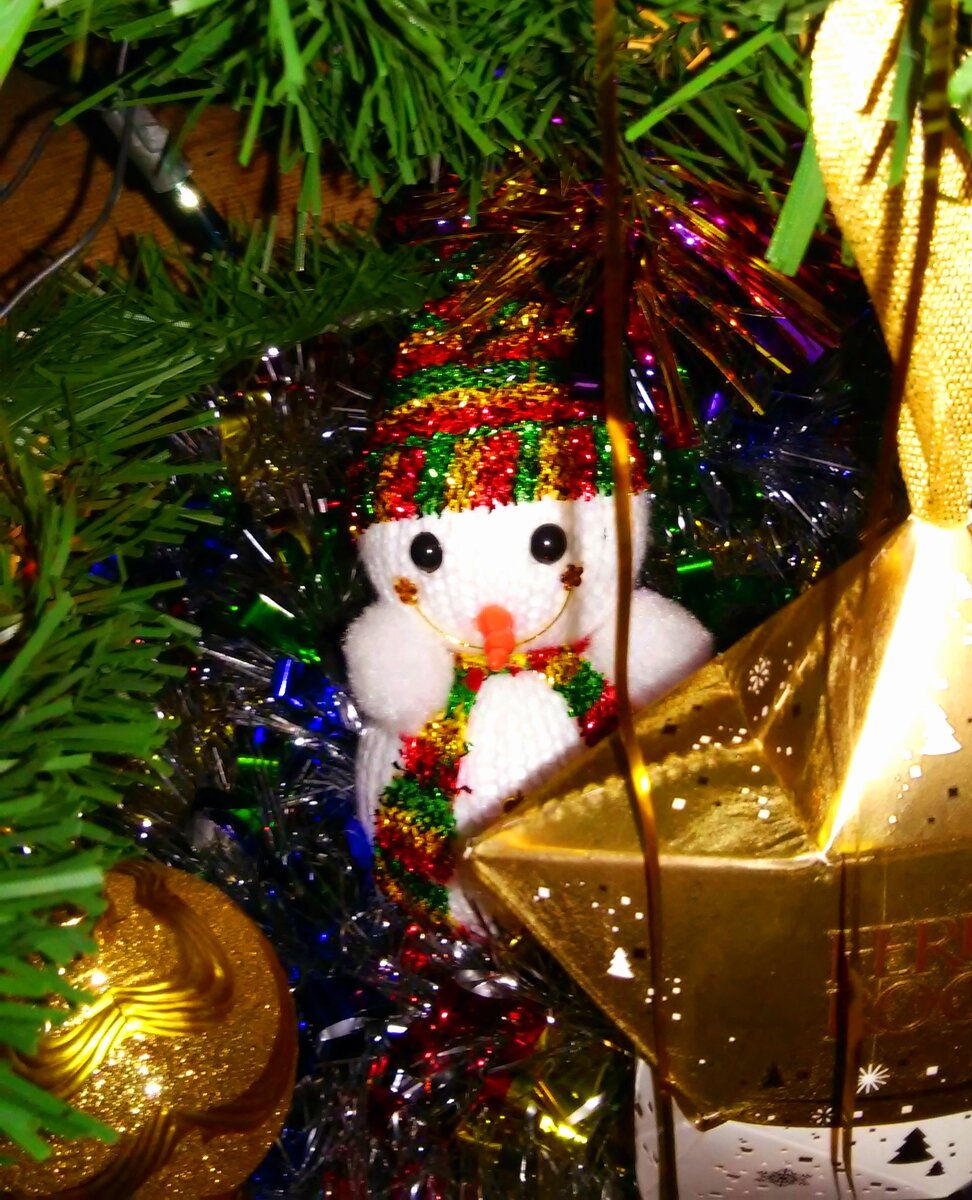 Артикля не было, зато был снеговик.