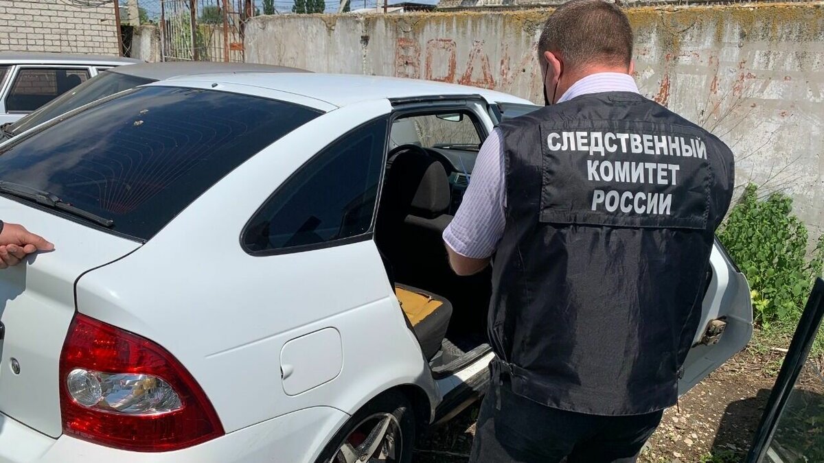     В Ставропольском крае огласили приговор троим местным жителям, которые похитили человека, решение принял Советский горсуд.