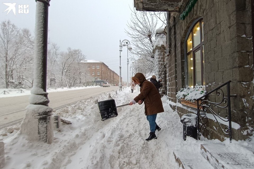     Снегопад вновь обрушится на столицу Приморья в 17 часов.  КП – Владивосток