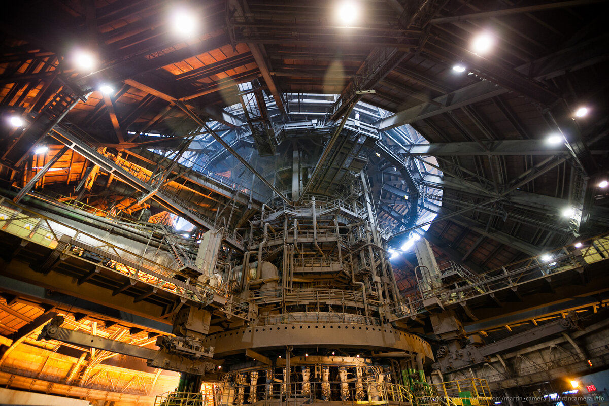 Доменная 6. Нлмк липецк доменная печь. Доменная печь россиянка нлмк. Нлмк липецк доменная печь. Доменная печь 6 нлмк липецк.