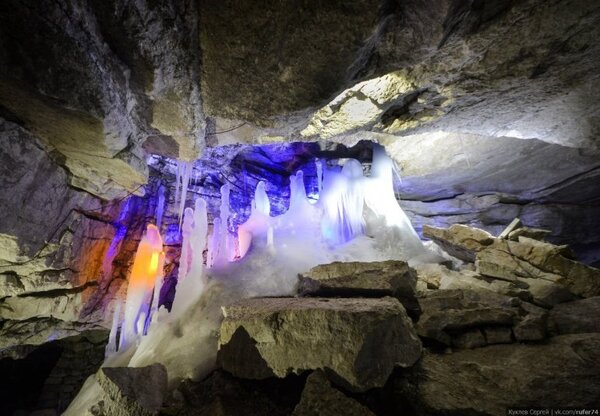 Кунгурская пещера – древность, превращенная в популярный аттракцион