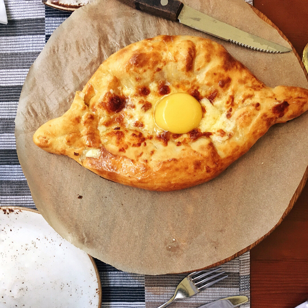 Хачапури по-аджарски