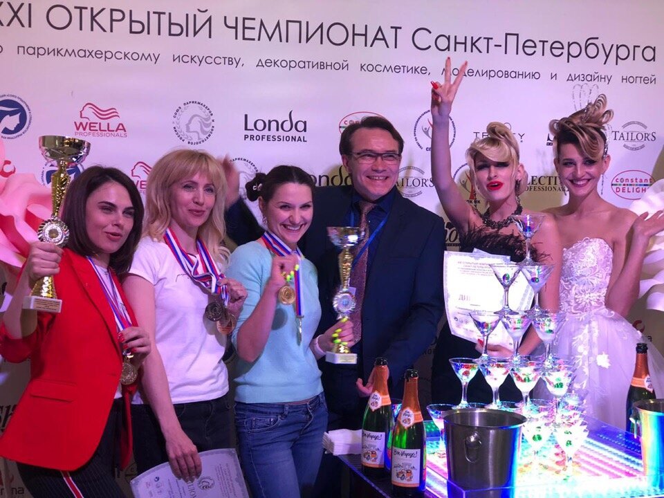 Сергей с учениками