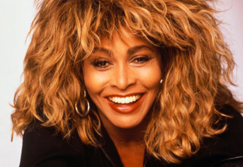 кстати, Тина подтверждает мою теорию о том, что у всех великих певиц большие рты