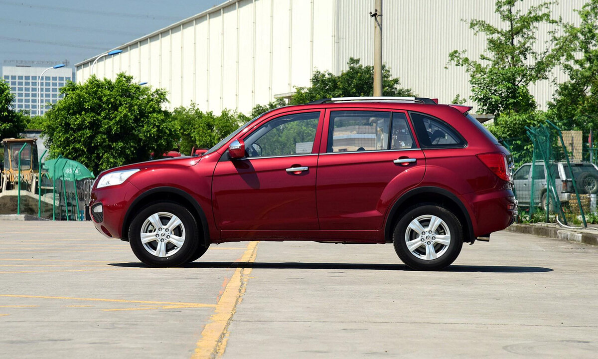 Lifan X60, фото: autohome.com.cn