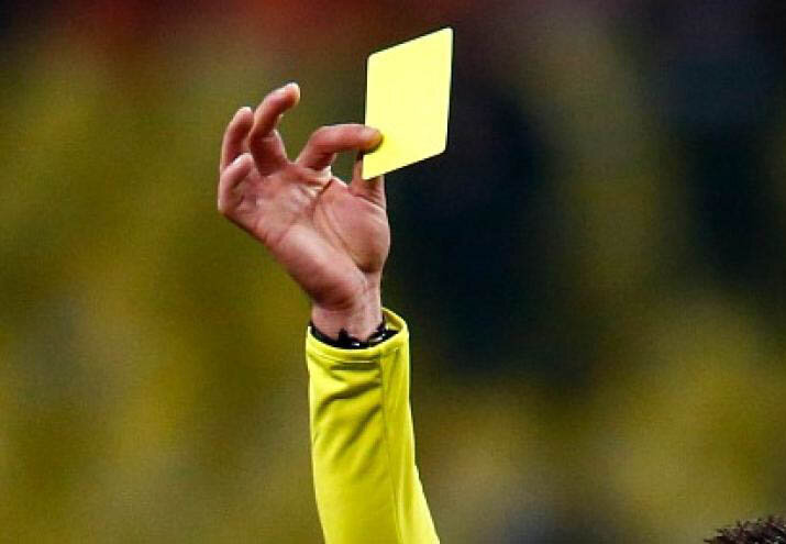 Фото: http://rugby-fili.ru/publ/sport/novosti/shkolnik_ubil_arbitra_za_pokazannuju_emu_zheltuju_kartochku/3-1-0-4069