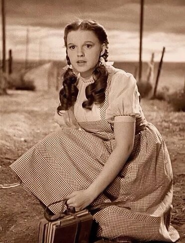 Джуди Гарленд в роли Дороти