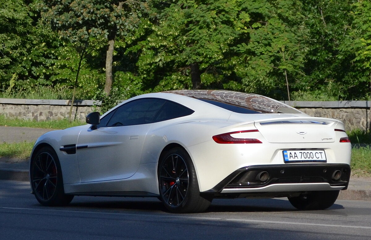 Фотография с сайта avto-nomer.ru. Автор NikNik.