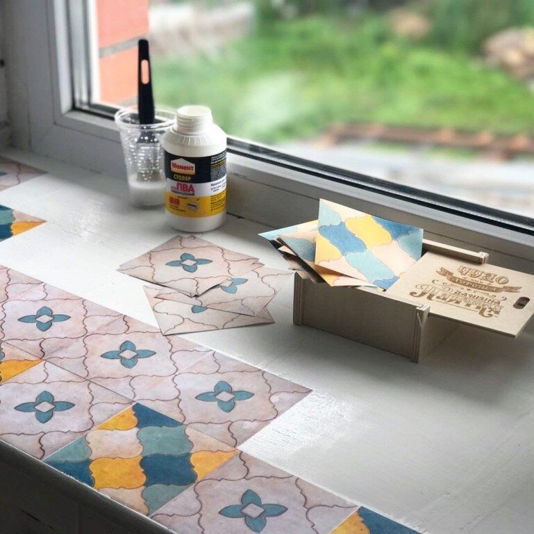 Лучше клеить отрезками