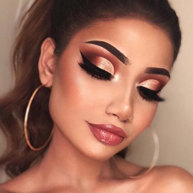 Да, так я не крашусь. Не умею и не крашусь. 