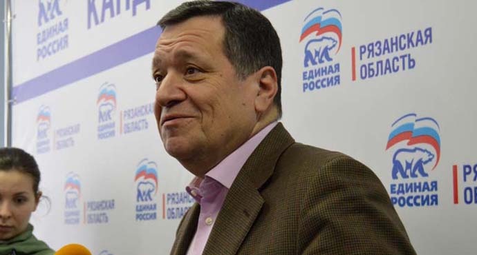 Источник: Яндекс. Депутат Гос Думы против раздачи даже копеечных по меркам бюджета масок гражданам страны.