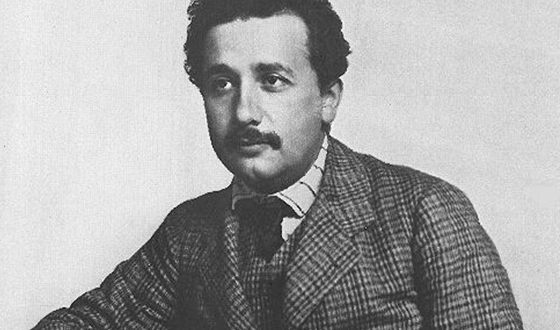 Альберт Эйнштейн