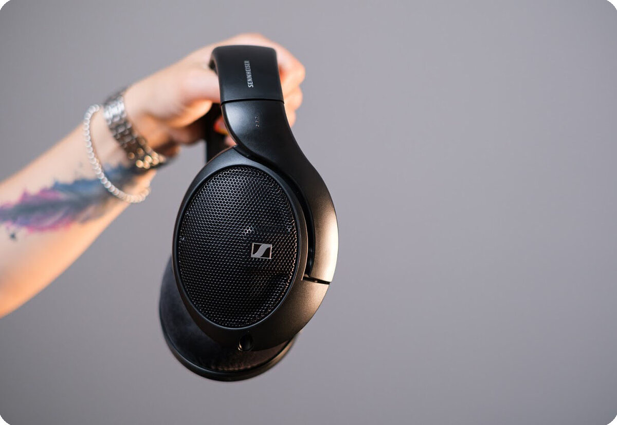 Sennheiser HD 560s - полноразмерные наушники открытого типа