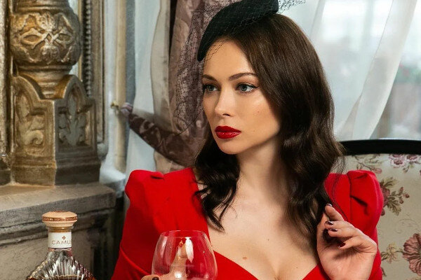 Настасья Самбурская