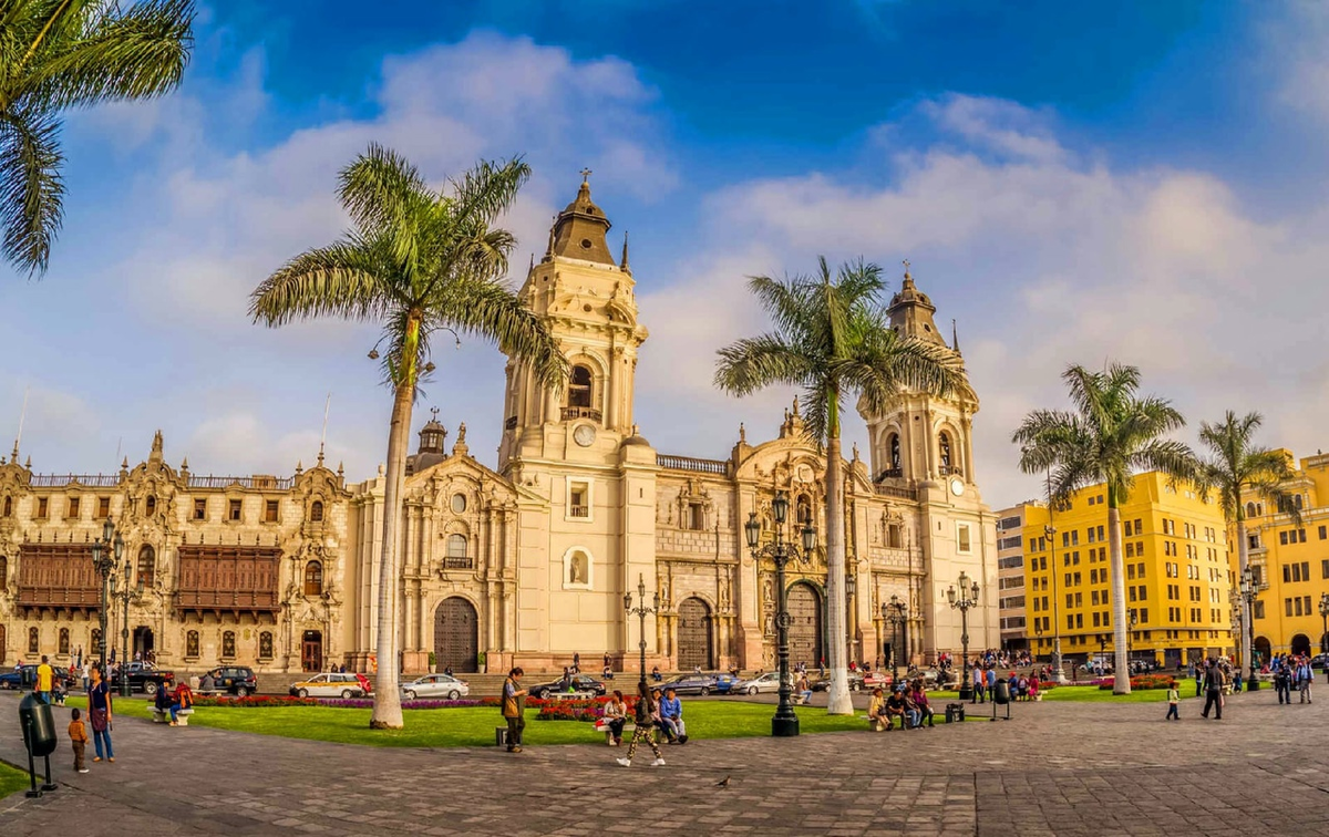 Lima Перу. Перу Лима перуанцы. Лима Перу достопримечательности.