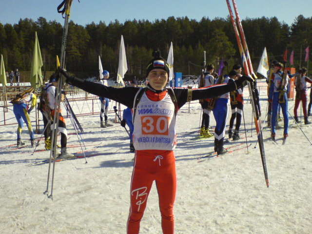 2007 год. Мне 17 лет и спортивные результаты активно растут.