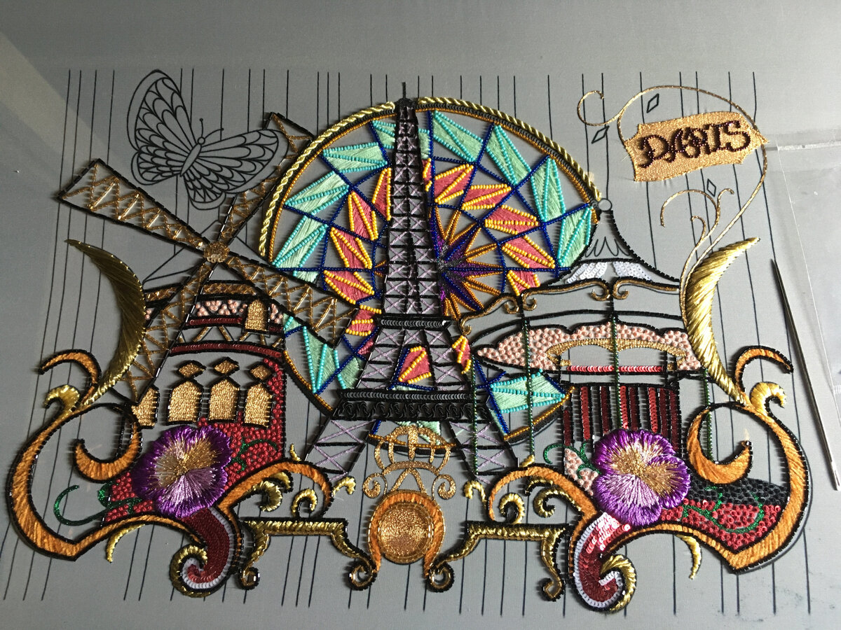 Проделана большая часть работы с основными деталями. Впереди зашив фона