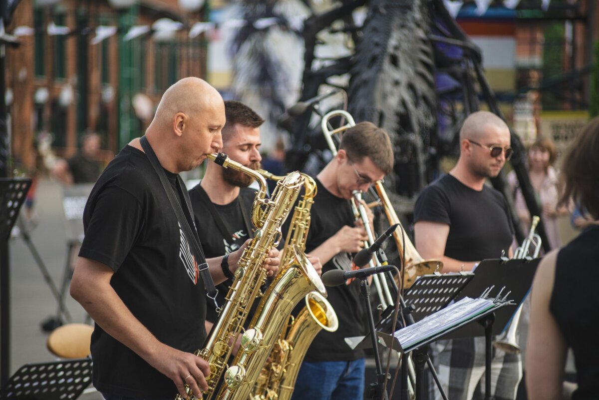  После посещения двух фестивалей "PATIO JAZZ FEST "  на LIKERKA LOFT в Туле, которые прошли с аншлагом  в 2022 и 2023,  я  понял, что в нашем городе люди любят джаз, также к нам в гости, с большим...-9