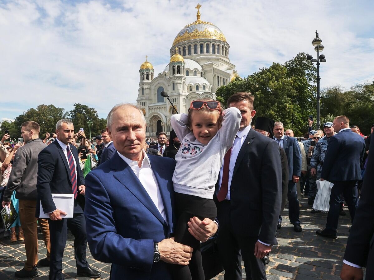 александров алексей алексеевич киевская площадь