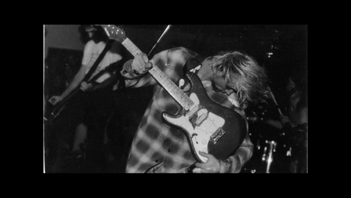 Nirvana endless. Nirvana Live 1989. Nirvana even in his Youth. Kurt Cobain Bleach era. Endless, Nameless Stratocaster Kurt Cobein.
