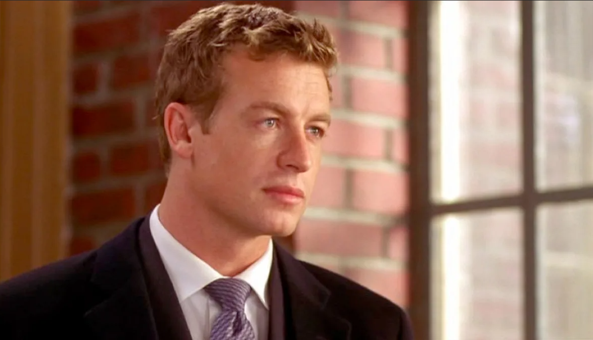 Кадр из сериала "Защитник / The Guardian"