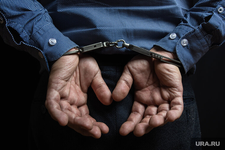    Мужчина поставлял в Польшу информацию военной и оборонной тематик