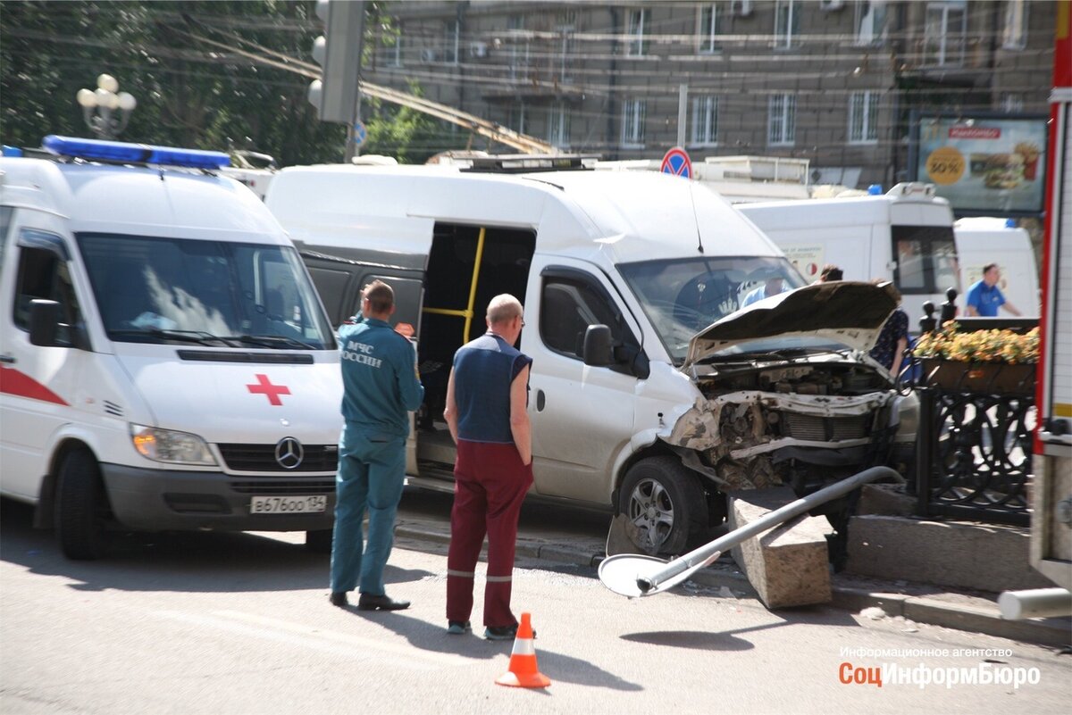 Что происходит в волгограде сейчас новости последние. ДТП В Волгограде за последние сутки. Волгоград срочные новости.