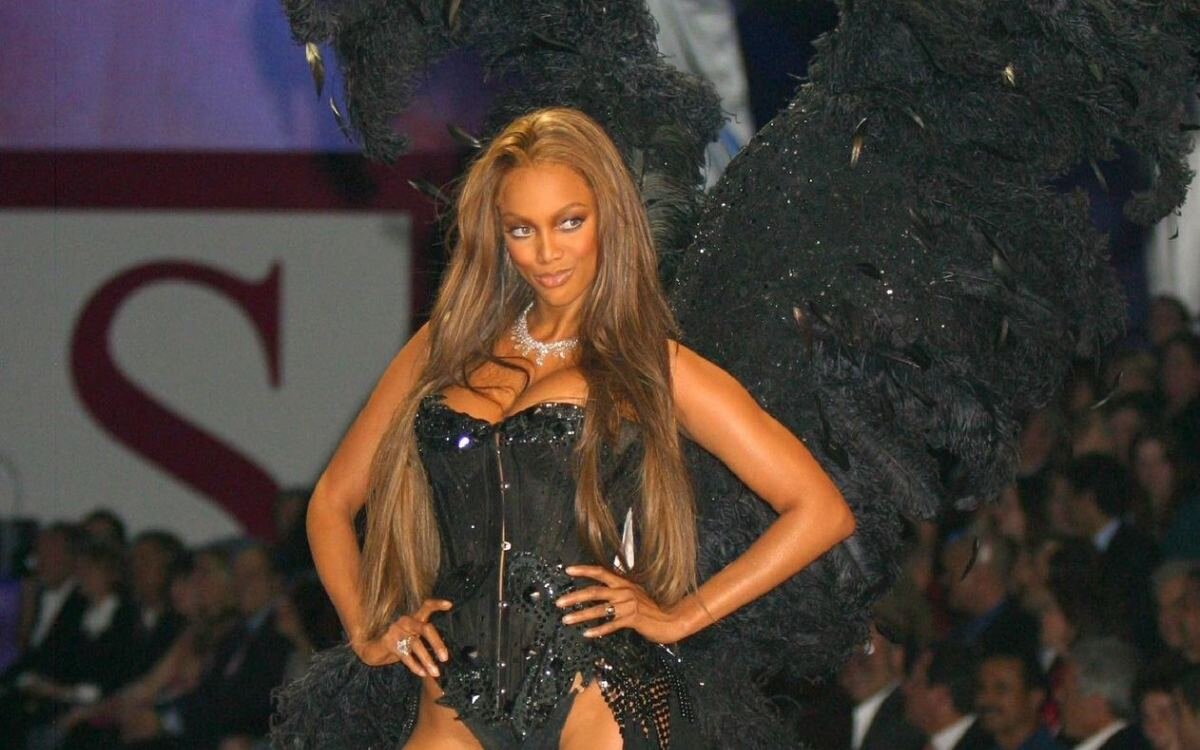 шоу топ с кариной. шоу топ с кариной. шоу топ с кариной. янгер и рыжик поцелуй. участница азова тайра.