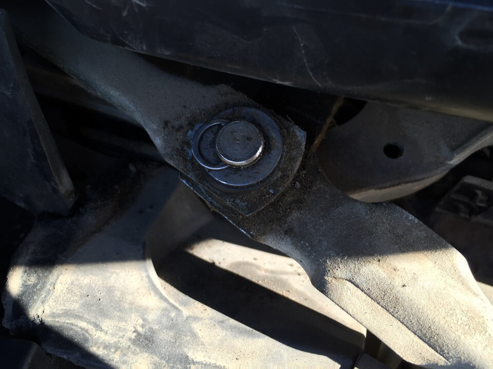 Стопорное кольцо.