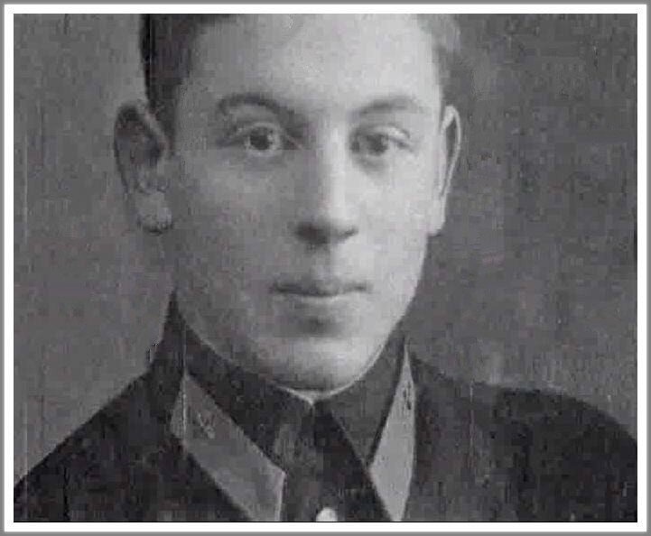 Василий Сталин, студент летной школы