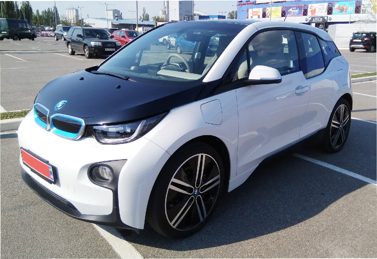 BMW i3, кто вдруг не узнал)
