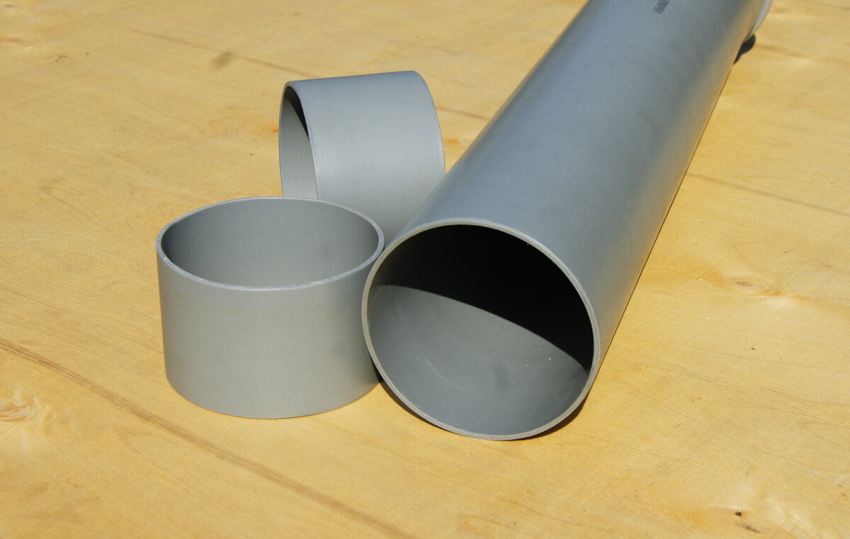 110 пластиковая (канализационная) труба