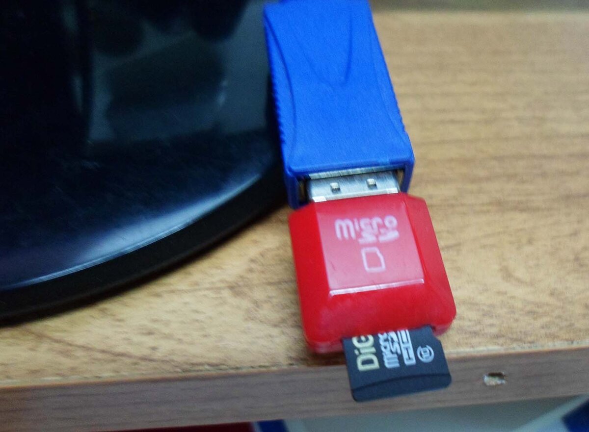 Как не раздолбать USB порт, от его частого использования | Вадим Васильев |  Дзен