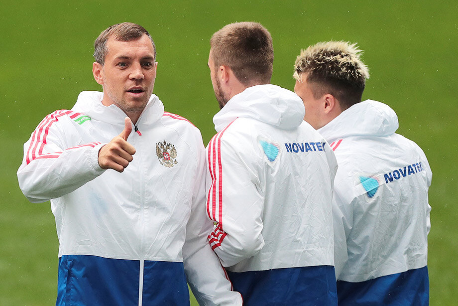 Артем Дзюба в хорошем настроении перед матчем с Казахстаном