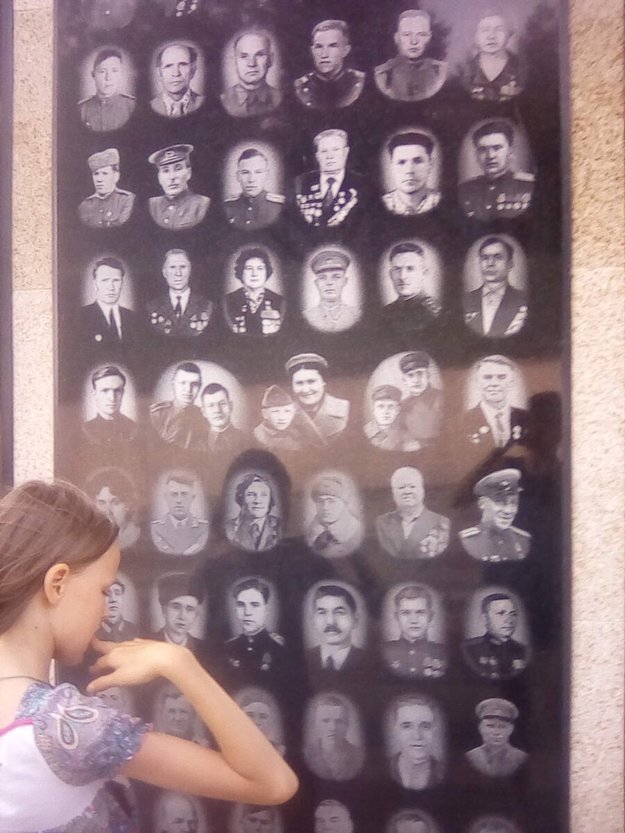 у мемориала венской славы г. Пятигорск