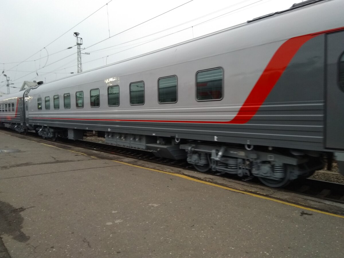 «Гранд Экспресс» для бедных или тренировка перед Крымом? Загадочный поезд из Москвы в Петербург