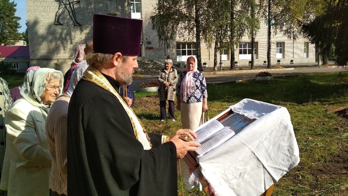 Остров Городомля. Начало строительства храма