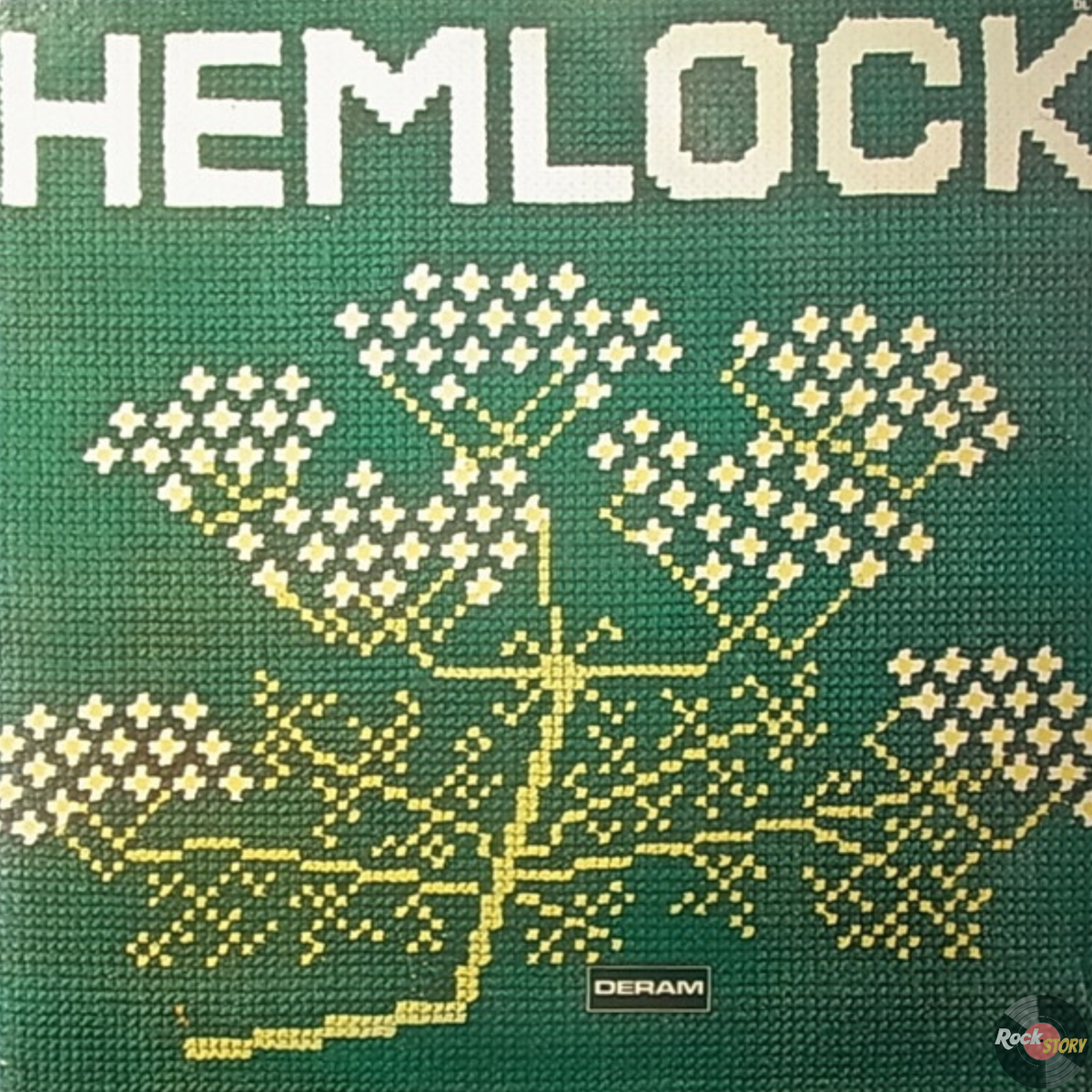 На фотографии обложка одноименного альбома группы Hemlock