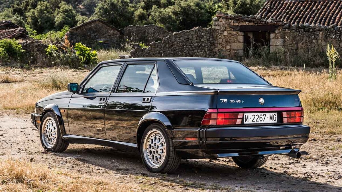 Alfa Romeo 75. Квинтэссенция Alfa | Torpedo Magazine | Дзен