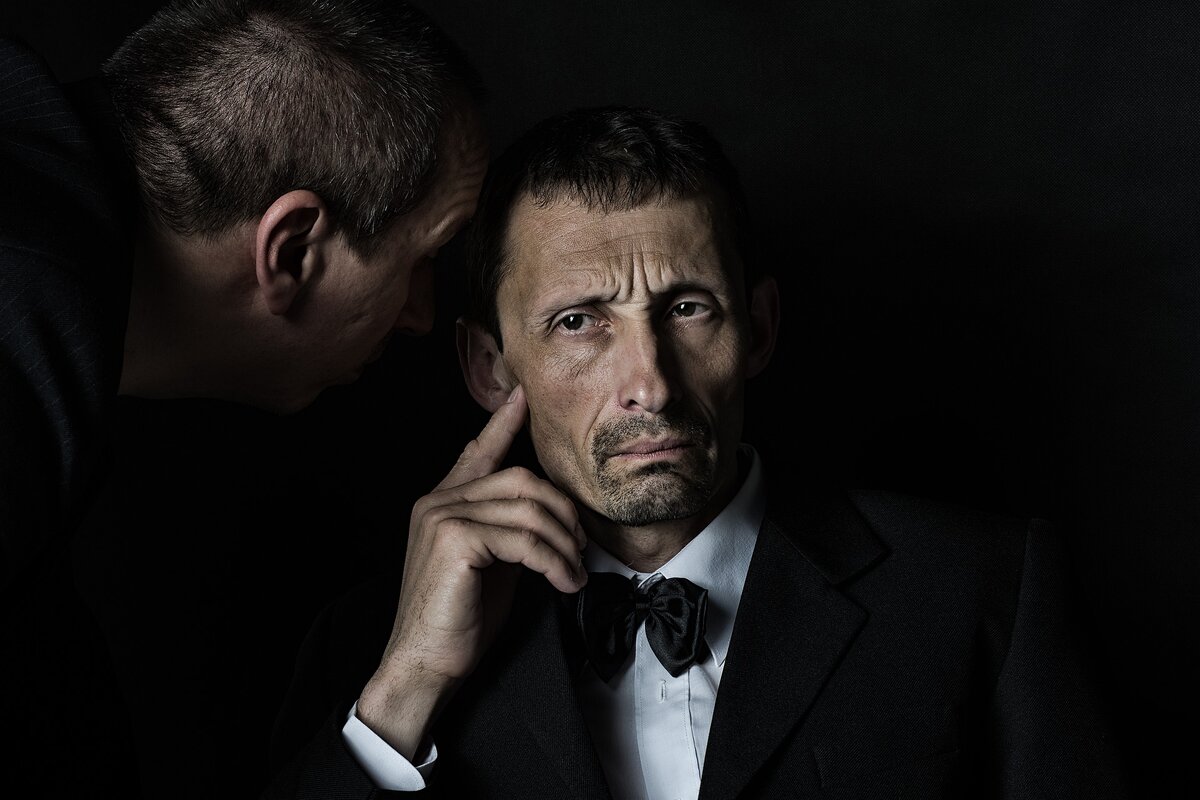 https://cdn.pixabay.com/photo/2019/06/22/20/55/godfather-4292451_960_720.jpg
