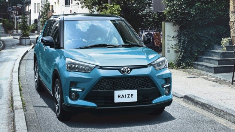 Toyota Raize в цвете Turquoise Blue Mica Metallic